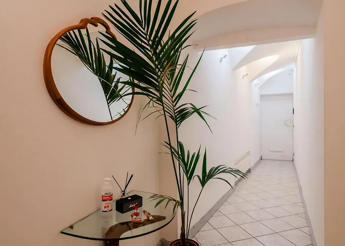 Feel - Minimal House - Centro 베르가모